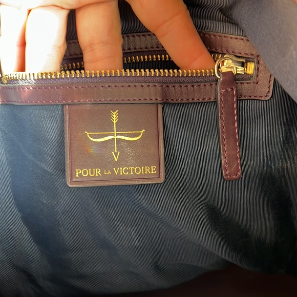 Pour La Victoire Handbag - Picture 6 of 13